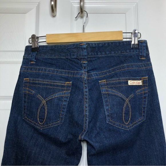 Calvin Klein Jeans Women’s Cotton Blend Mid Rise Lean Bootcut Dark Wash Jeans 6 - Picture 6 of 16